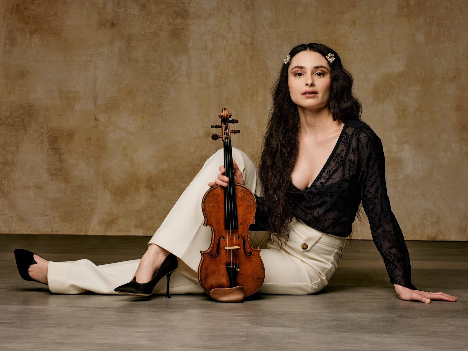 Esther Abrami nous dévoile ses influences musicales La Face B